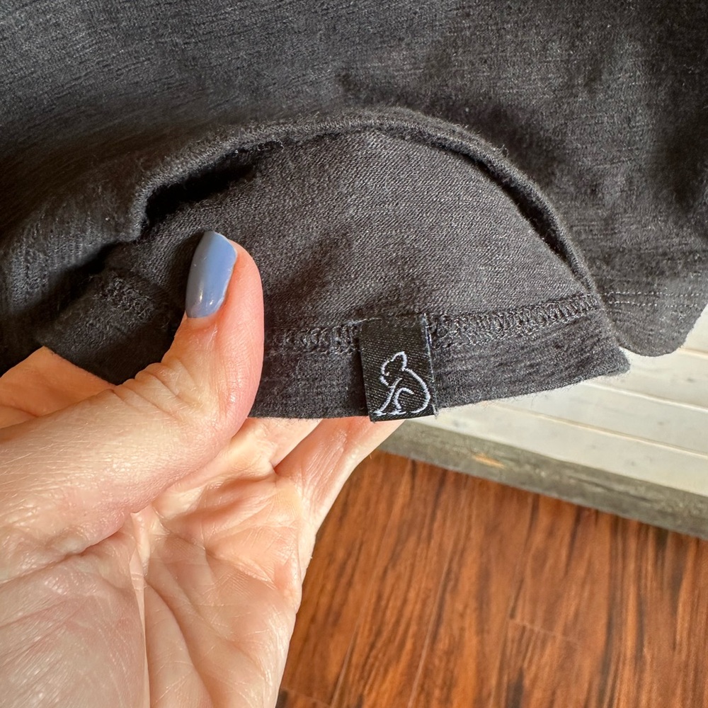 Kuwalla | Black Rounded Hem Tee - Picture 4 of 6